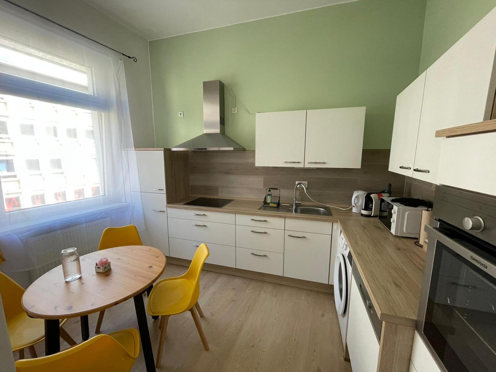 Schoenes Apartment Mitten In Der Stadt III Koblenz  Exterior photo